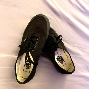 All black Vans